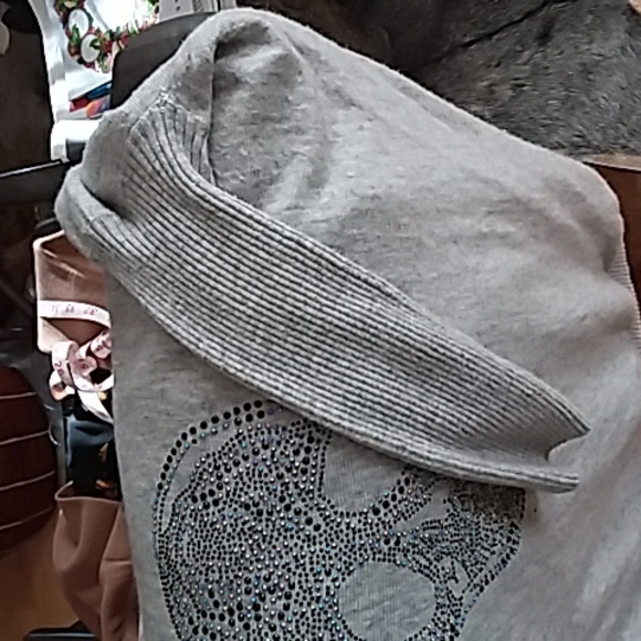 Caitlyn oversize wide neck skull bling sweater - Picture 8 of 9